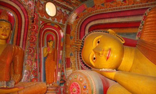 SRÍ LANKA  (OKRUH + POBYT)  & MALEDIVY