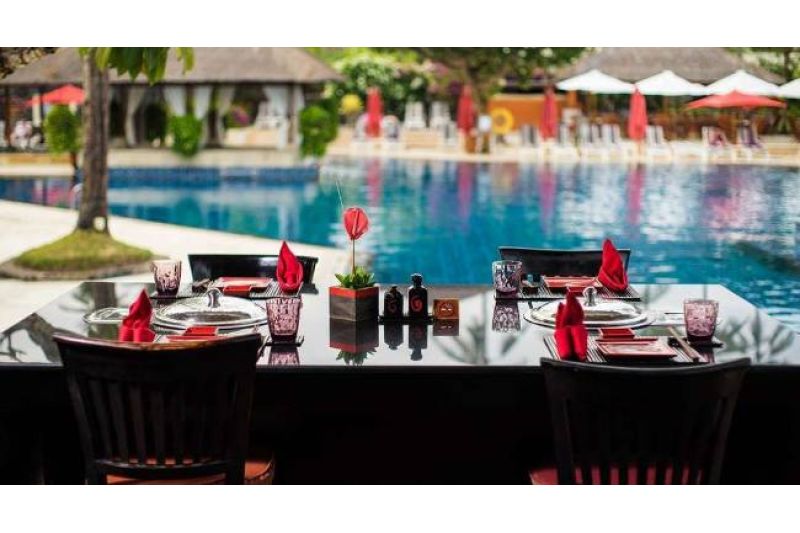 NUSA DUA BEACH HOTEL & SPA