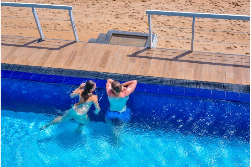 CORAL ROCK BY BANSEI