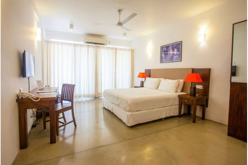 CORAL ROCK BY BANSEI