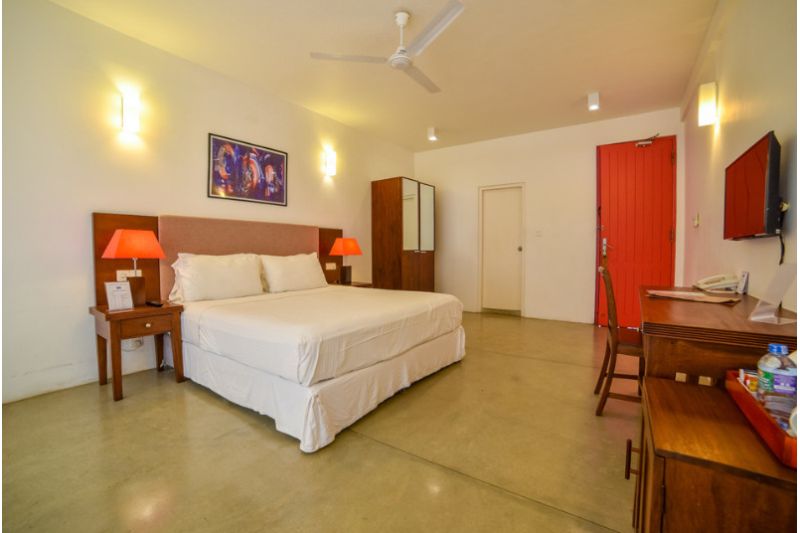 CORAL ROCK BY BANSEI