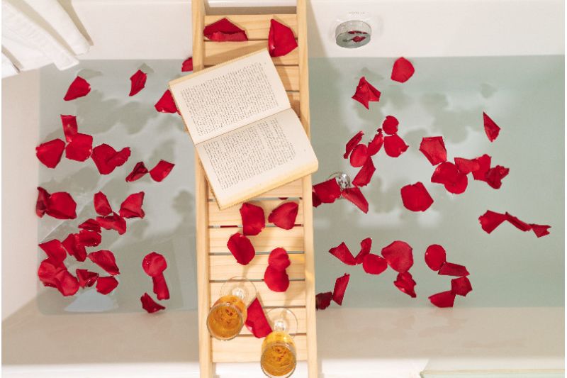 MALAHINI KUDA BANDOS