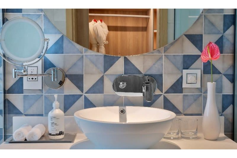 NH COLLECTION DUBAI THE PALM