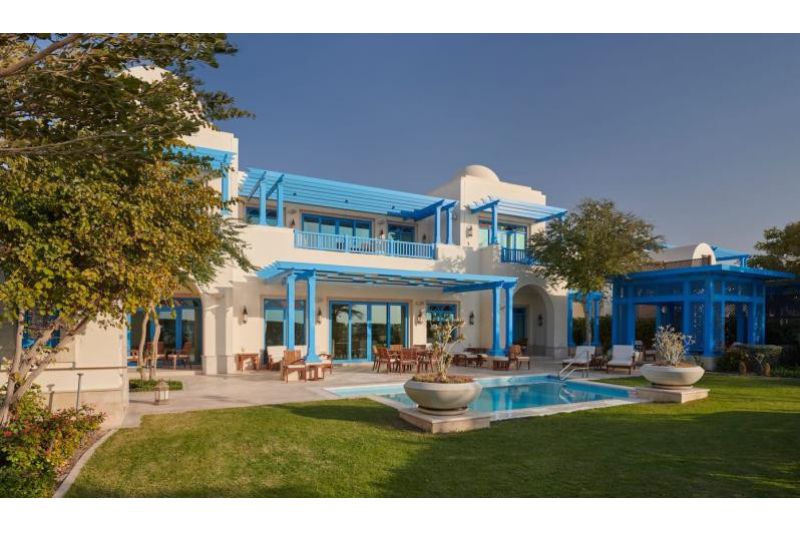 HILTON SALWA BEACH RESORT & VILLAS