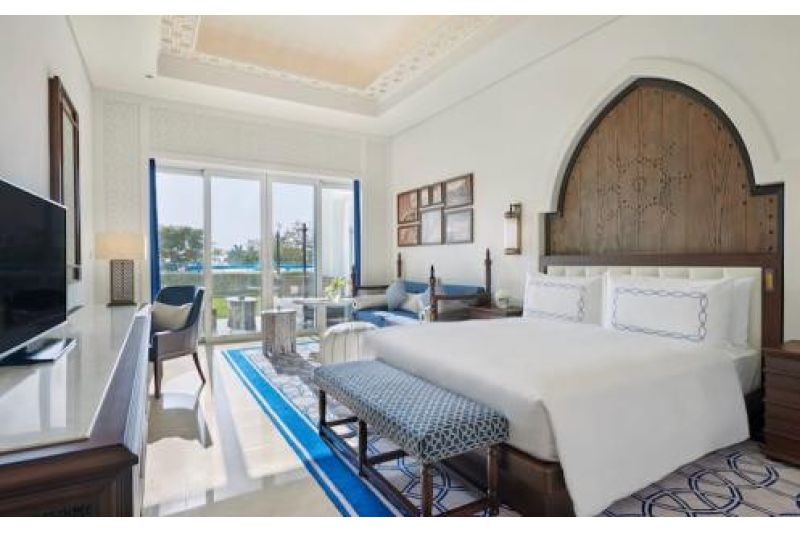 HILTON SALWA BEACH RESORT & VILLAS