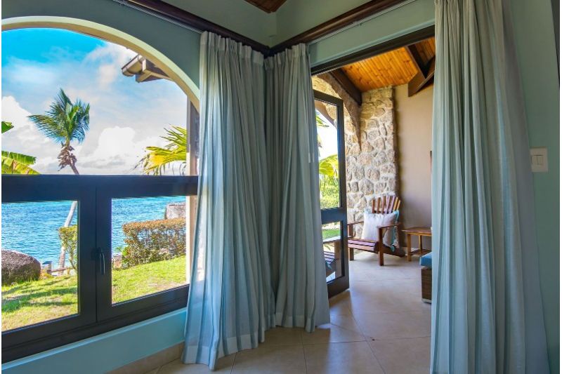 COCO DE MER & BLACK PARROT SUITES