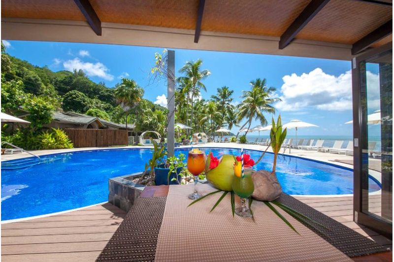 COCO DE MER & BLACK PARROT SUITES