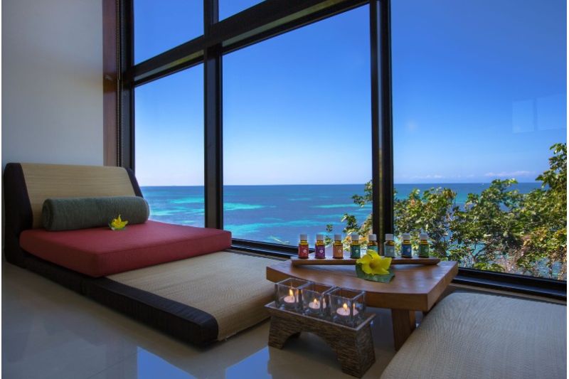 COCO DE MER & BLACK PARROT SUITES