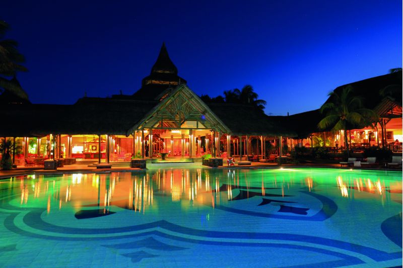 SHANDRANI BEACHCOMBER RESORT & SPA