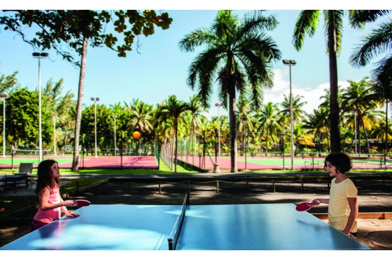 SHANDRANI BEACHCOMBER RESORT & SPA