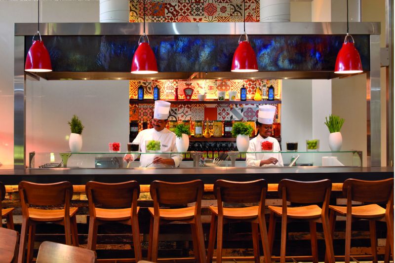 SHANDRANI BEACHCOMBER RESORT & SPA