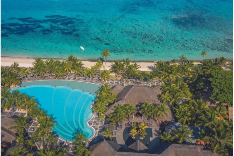 DINAROBIN BEACHCOMBER GOLF & SPA