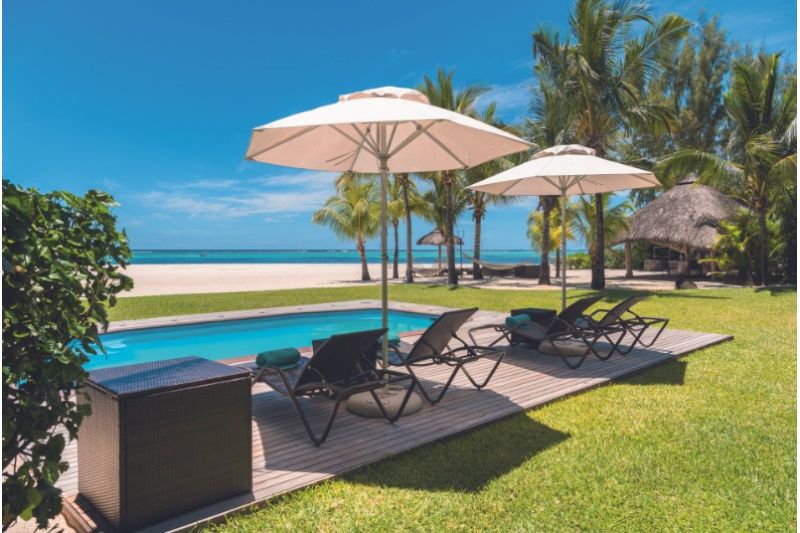 DINAROBIN BEACHCOMBER GOLF & SPA