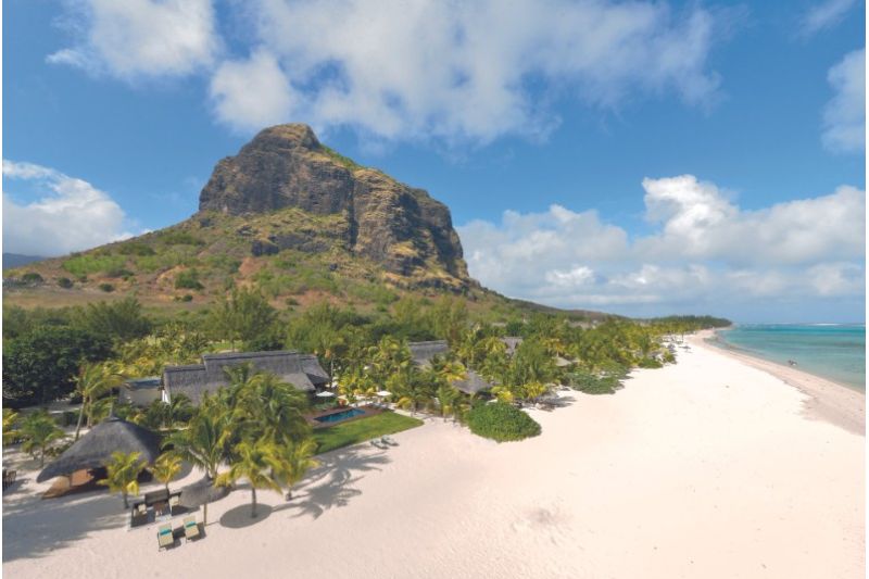 DINAROBIN BEACHCOMBER GOLF & SPA