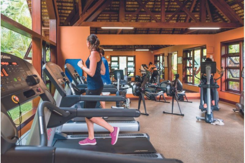 DINAROBIN BEACHCOMBER GOLF & SPA