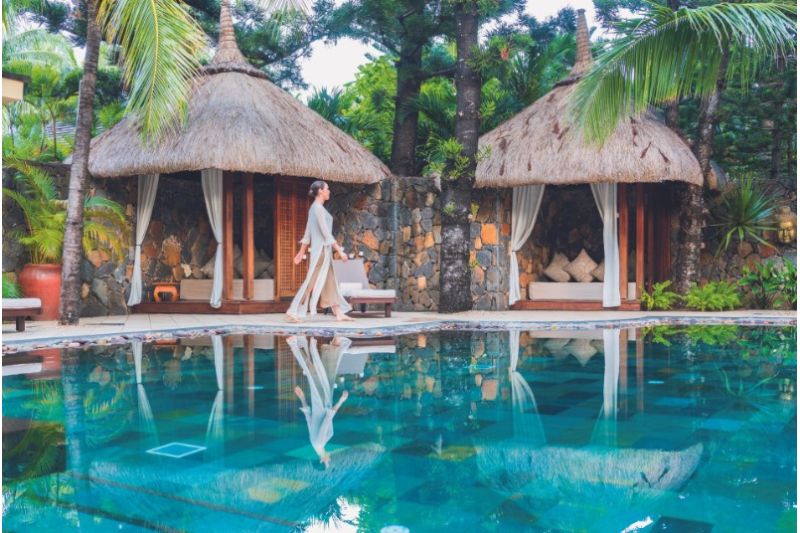 DINAROBIN BEACHCOMBER GOLF & SPA