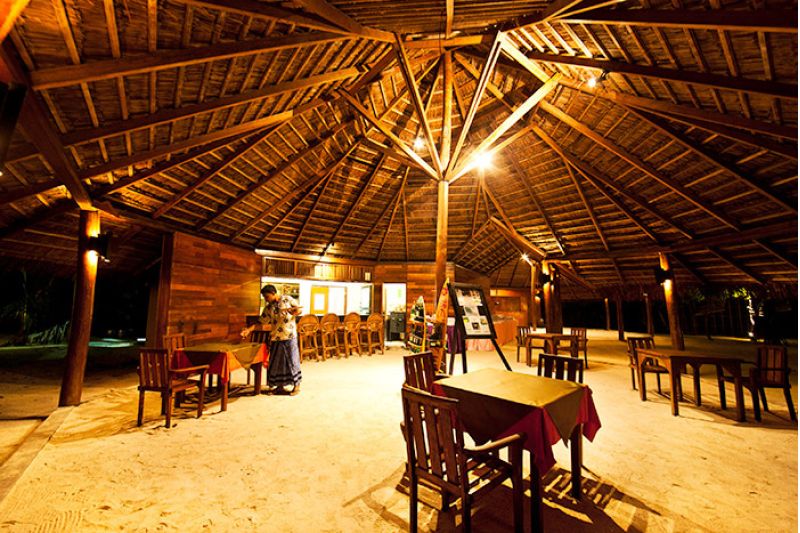 ADAARAN SELECT HUDHURANFUSHI