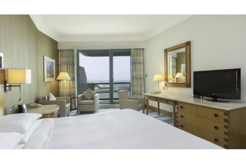 HILTON DUBAI JUMEIRAH BEACH