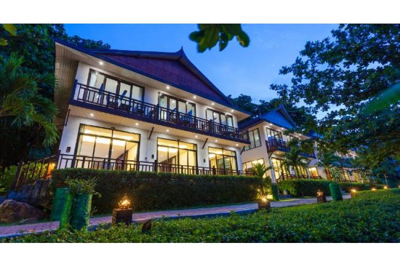 PHI PHI ERAWAN PALMS RESORT