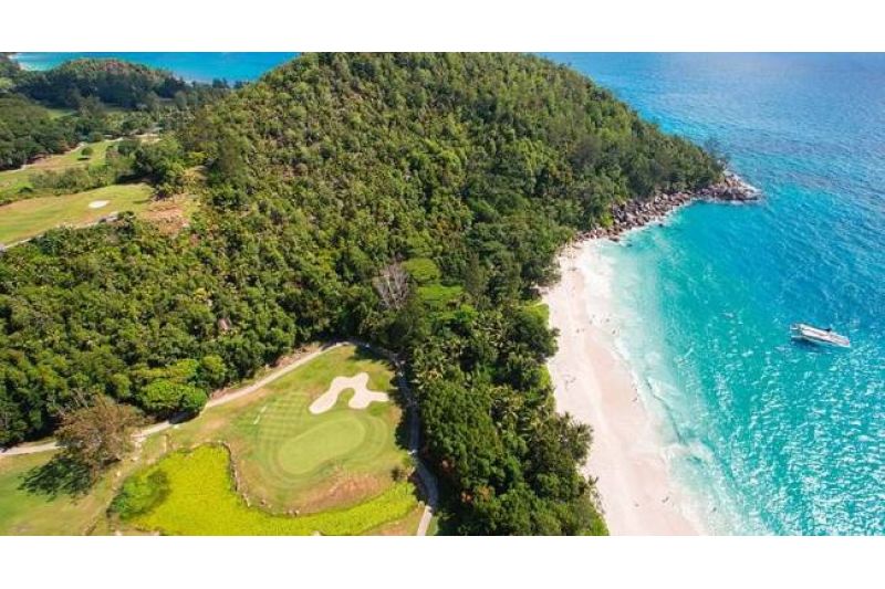 CONSTANCE LEMURIA RESORT 