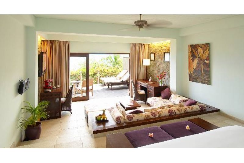 FISHERMANS COVE RESORT