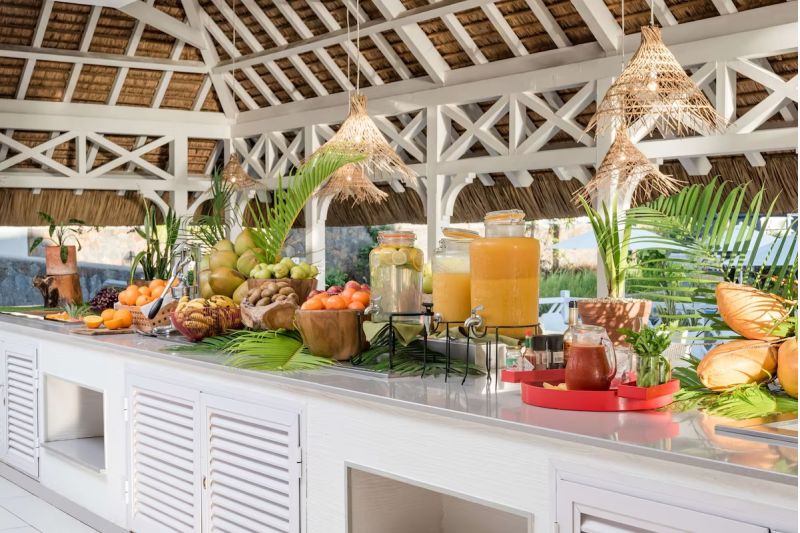 RADISSON BLU AZURI RESORT  &  SPA