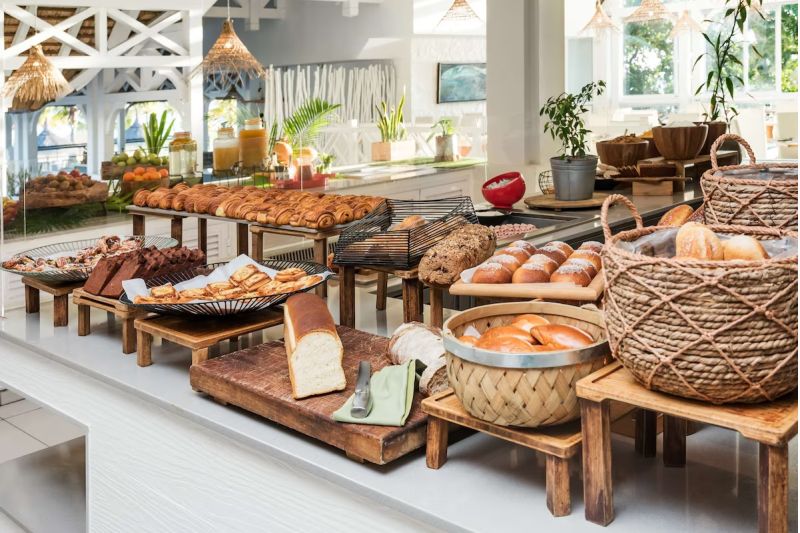 RADISSON BLU AZURI RESORT  &  SPA