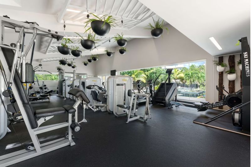 RADISSON BLU AZURI RESORT  &  SPA