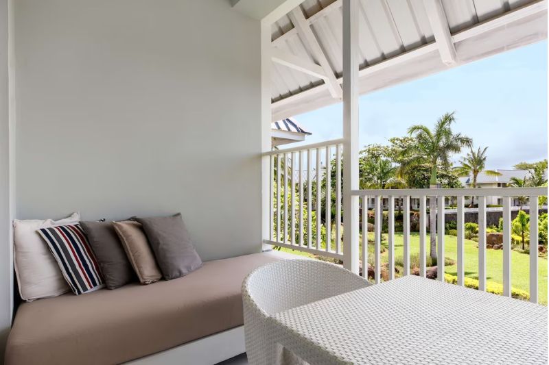 RADISSON BLU AZURI RESORT  &  SPA