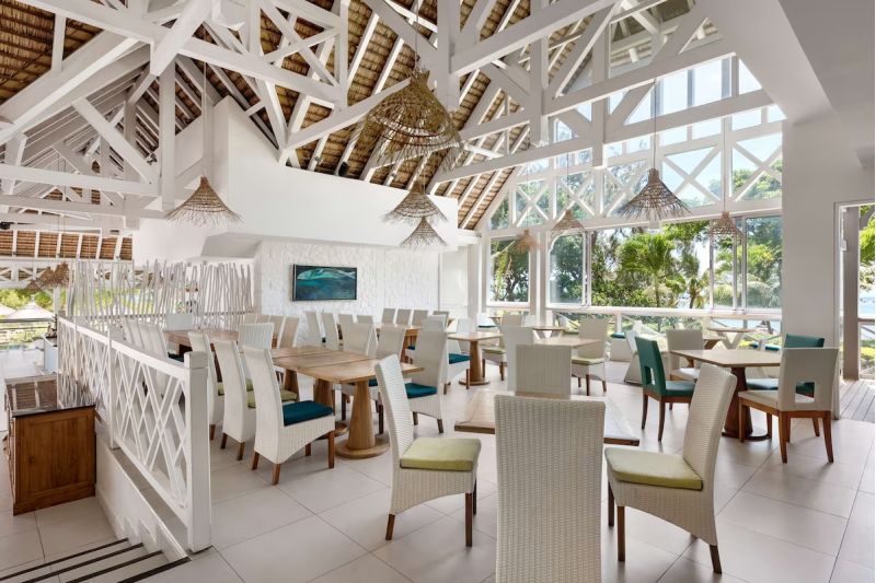 RADISSON BLU AZURI RESORT  &  SPA