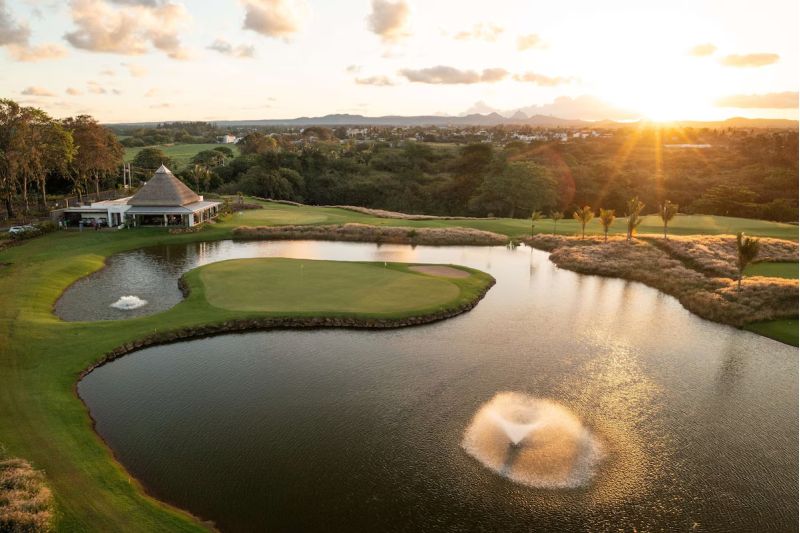 RADISSON BLU AZURI RESORT  &  SPA