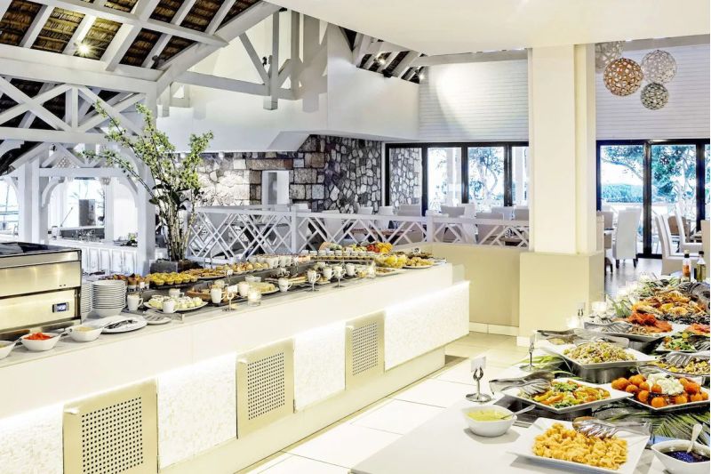 RADISSON BLU AZURI RESORT  &  SPA