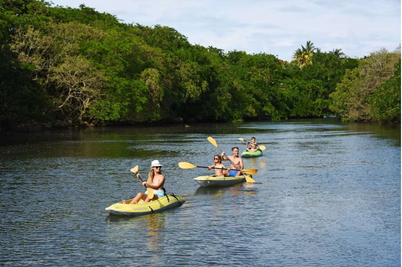 RADISSON BLU AZURI RESORT  &  SPA