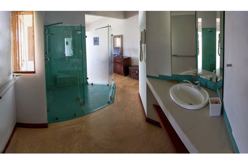 ANSE SOLEIL BEACHCOMBER MAHÉ 