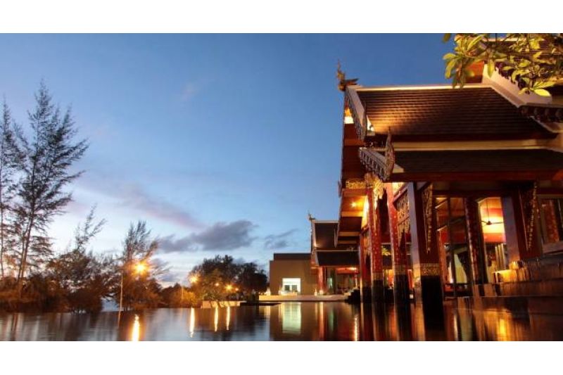 MAIKHAO PALM BEACH RESORT 