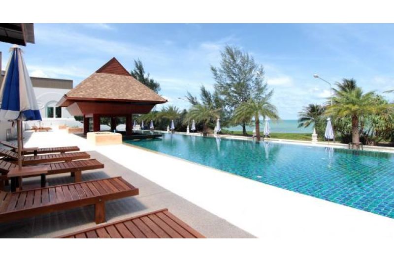 MAIKHAO PALM BEACH RESORT 