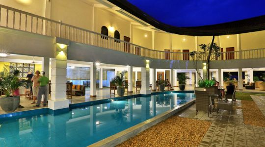 HIBISCUS BEACH HOTEL