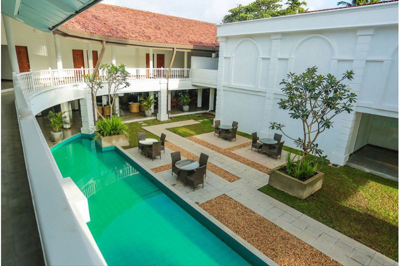 HIBISCUS BEACH HOTEL