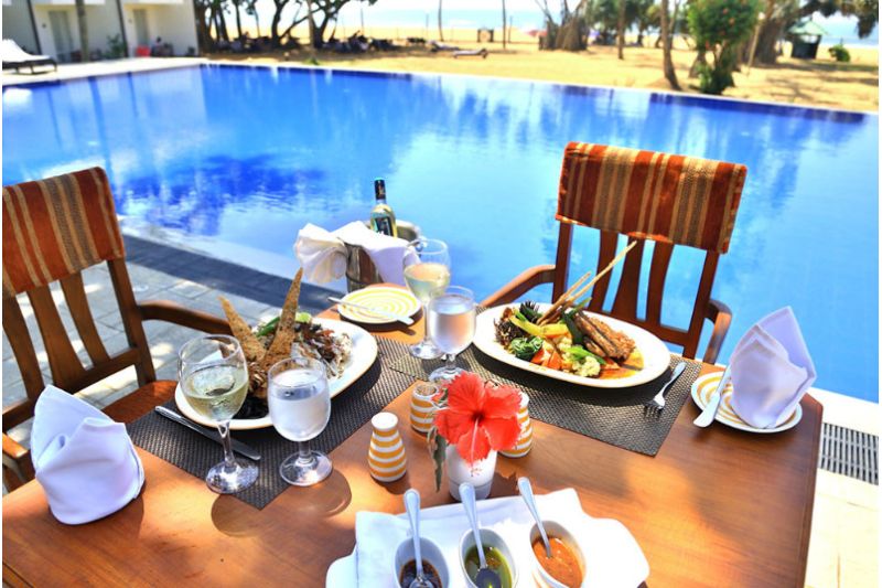 HIBISCUS BEACH HOTEL