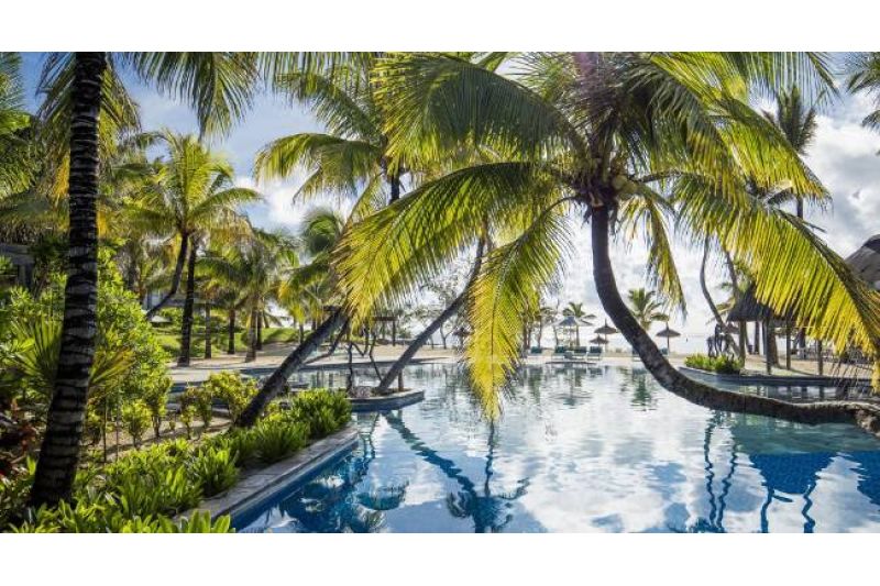 LONG BEACH, A SUNLIFE RESORT