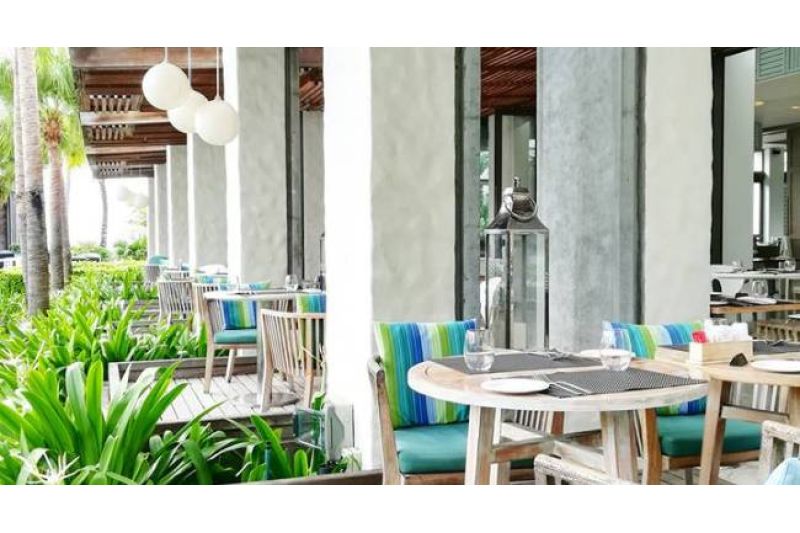 LONG BEACH, A SUNLIFE RESORT