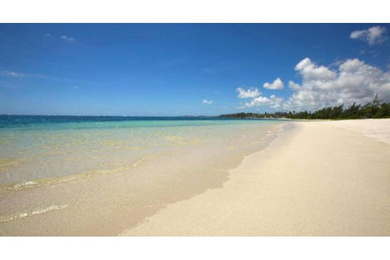 LONG BEACH, A SUNLIFE RESORT