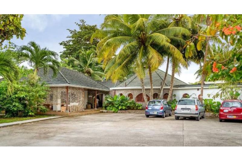 BLISS PRASLIN SEYCHELLES & BEACH HOUSE