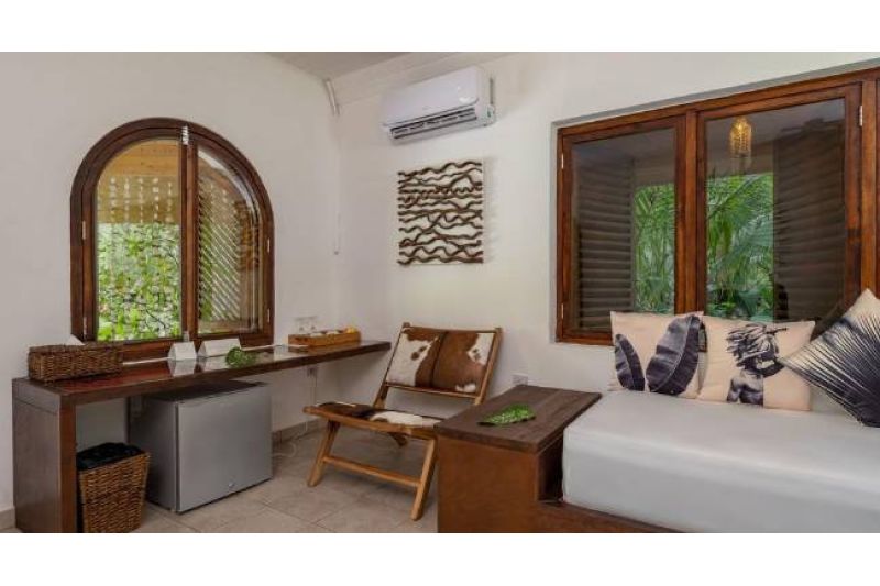 BLISS PRASLIN SEYCHELLES & BEACH HOUSE