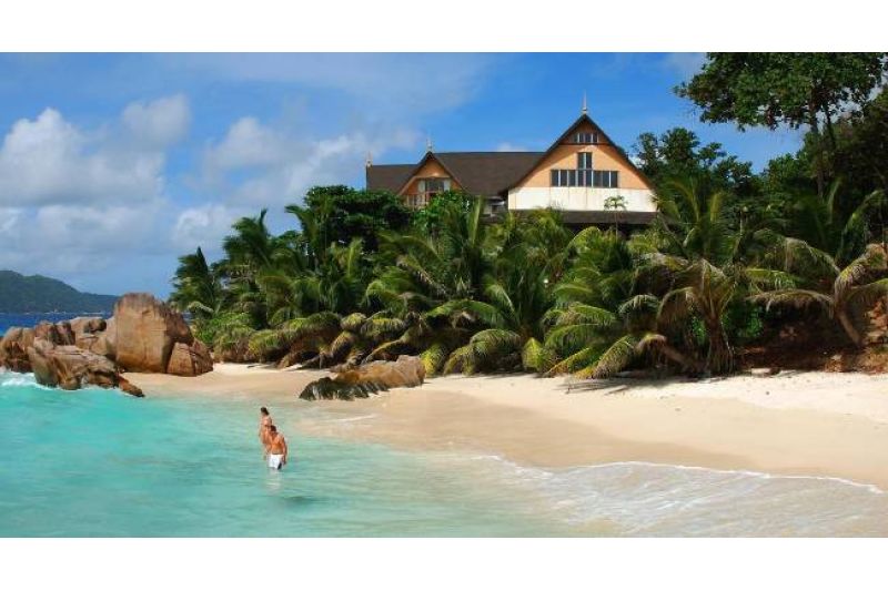 PATATRAN VILLAGE HOTEL