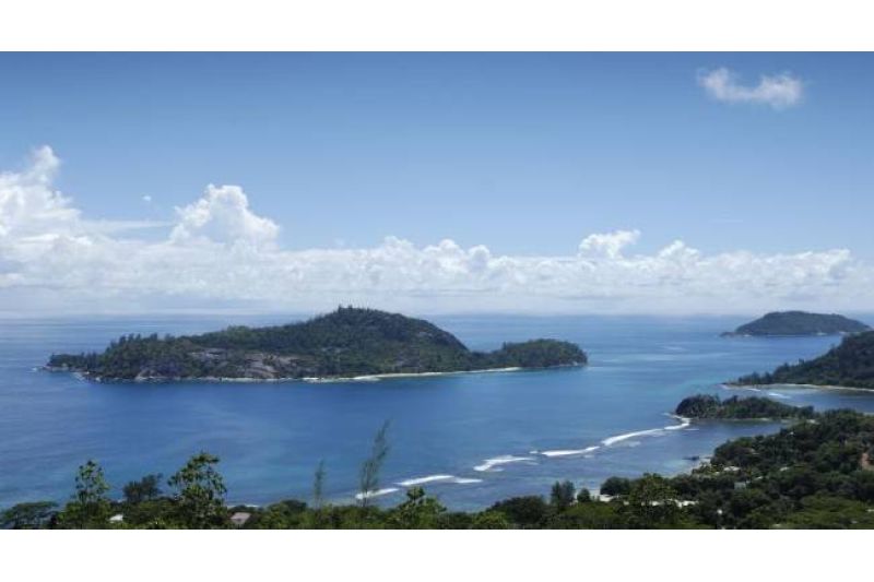 BERJAYA BEAU VALLON BAY RESORT & CASINO