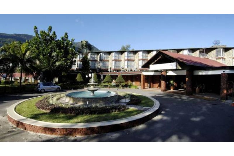 BERJAYA BEAU VALLON BAY RESORT & CASINO