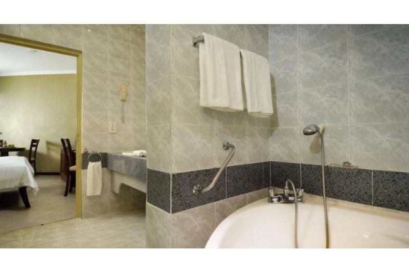 BERJAYA BEAU VALLON BAY RESORT & CASINO