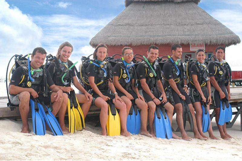 ADAARAN CLUB RANNALHI