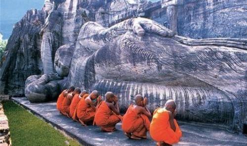 POZNÁVACÍ ZÁJEZD - OKRUH SRÍ LANKOU 5 NOCÍ + POBYT 3 NOCI + POBYT MALEDIVY 4 NOCI